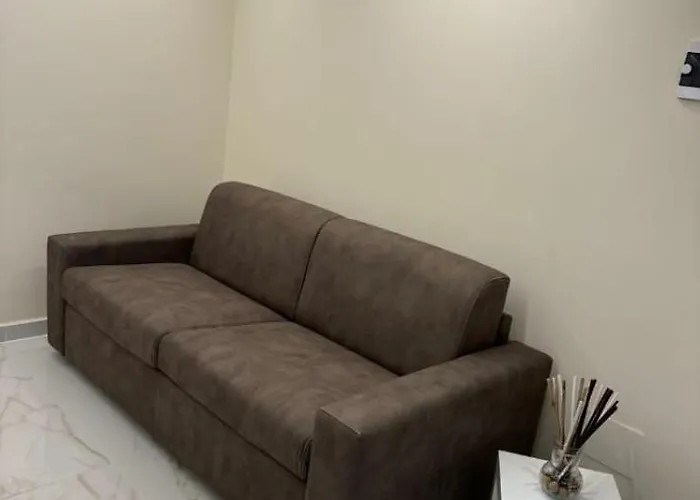 Lombardo House * קטאניה